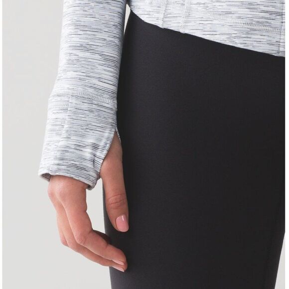 Lululemon Define Jacket - Picture 4 of 7